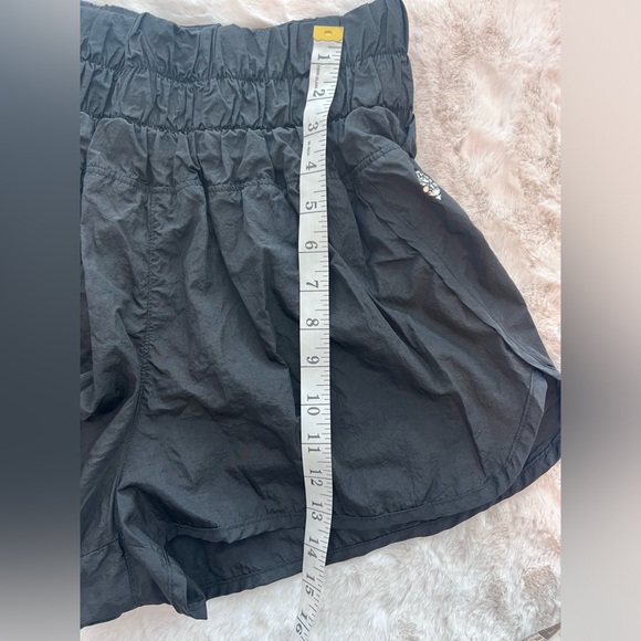 Free people The Way Home Black Shorts Size Large - Picture 7 of 10